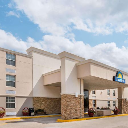 Days Inn By Wyndham Жилет Екстериор снимка